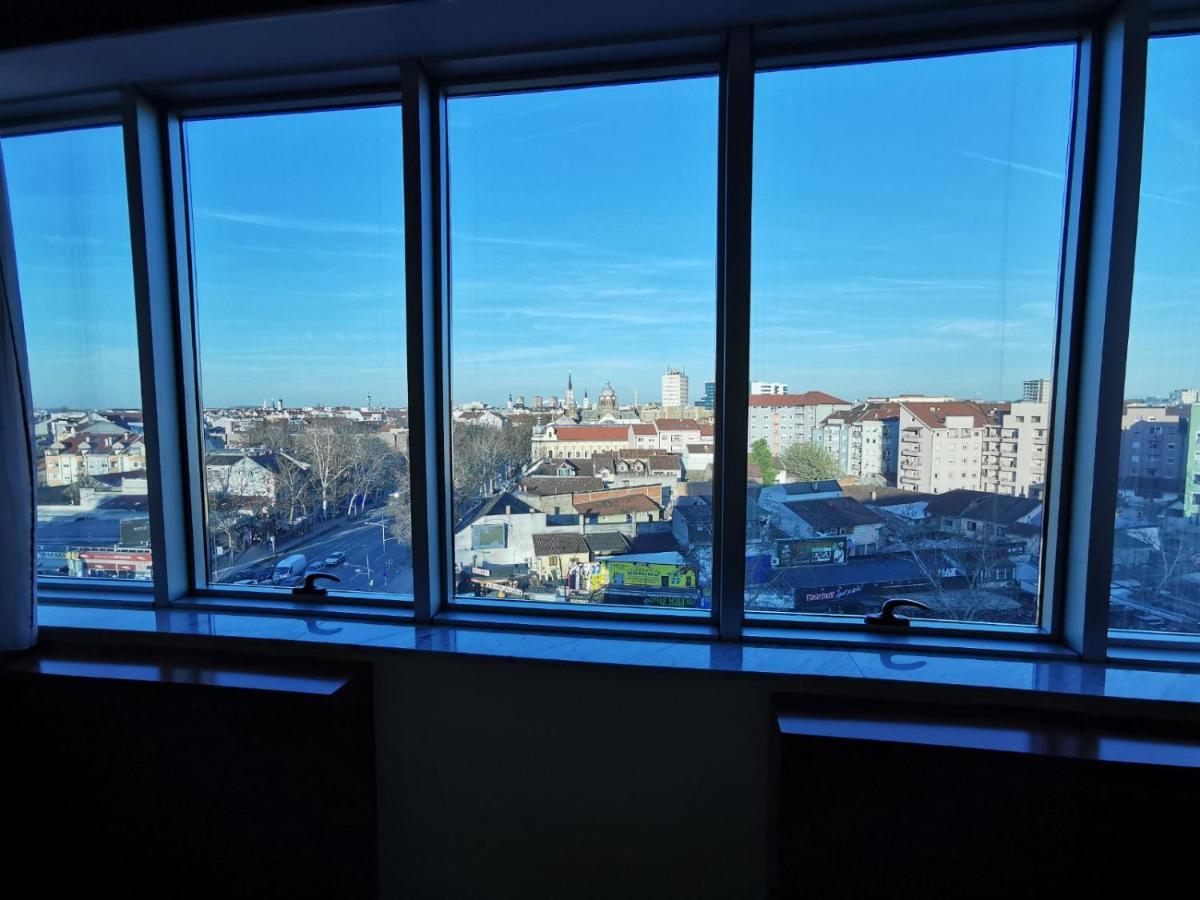 Panorama Apartman Novi Sad Exterior photo